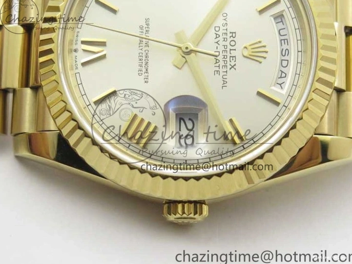 0116 Day-Date 40mm 228239 BP New Dial Version 904 YG Silver Roman Markers Dial on SS President Bracelet A Popular 2806